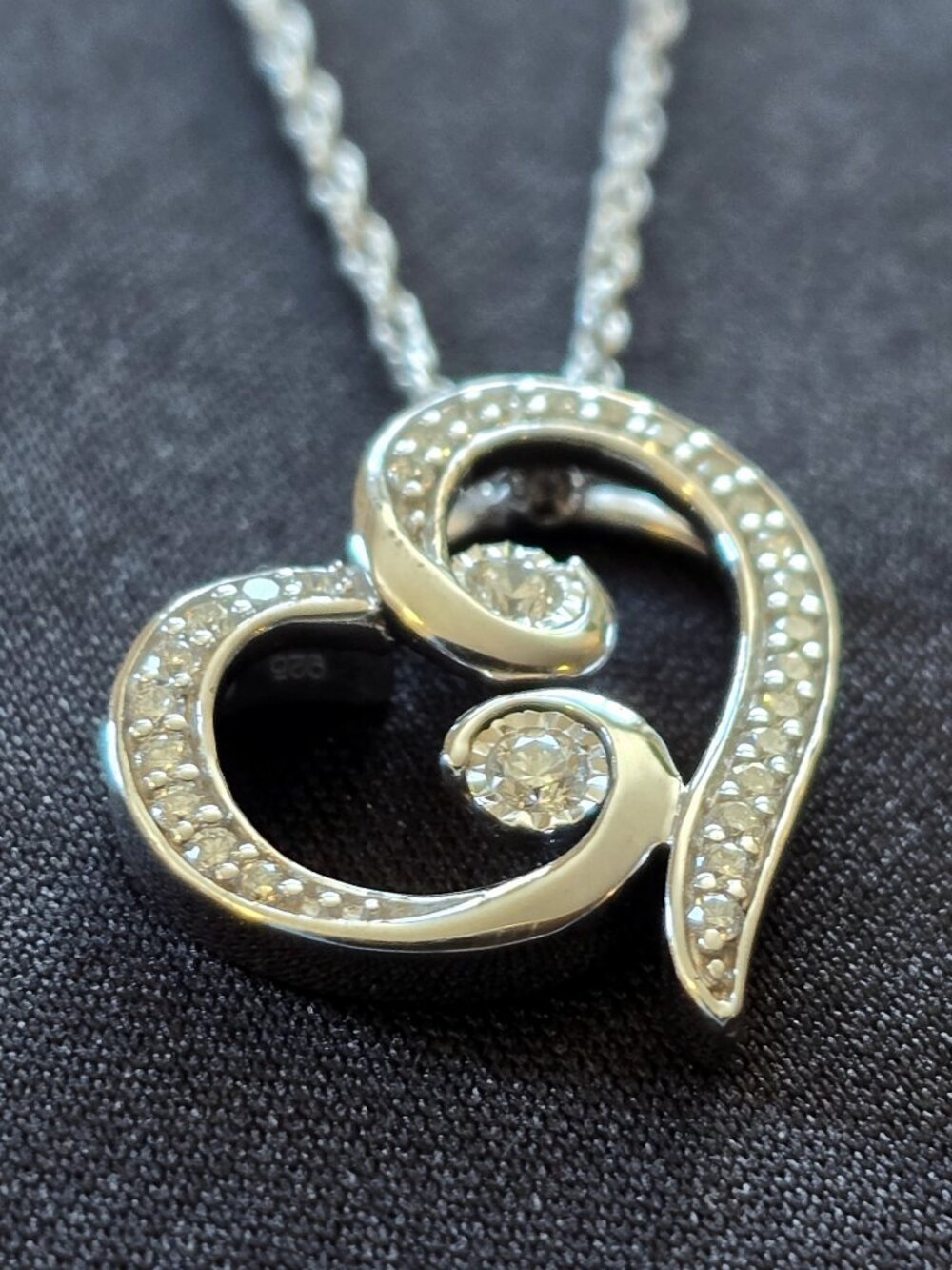 Natural diamond heart necklace, $899 MSRP, 0.50 ctw, 925 sterling silver, 3.2 g